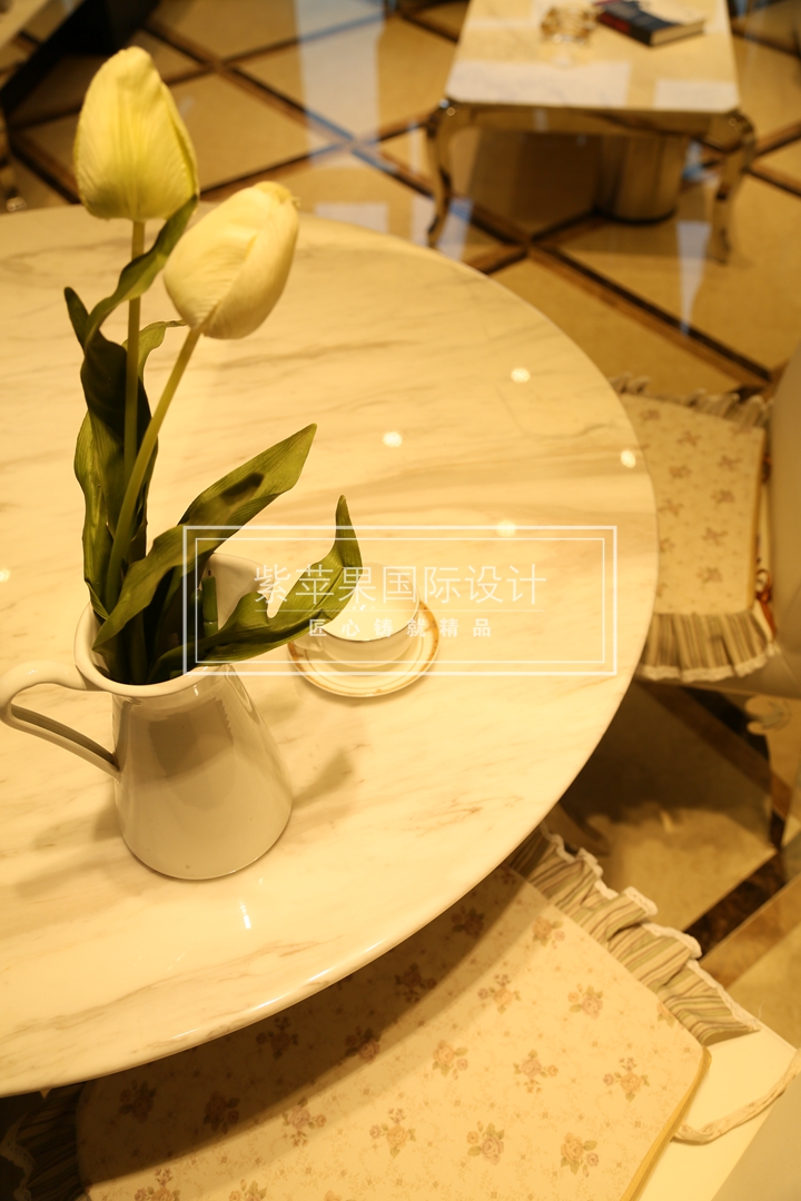 紫苹果别墅装修